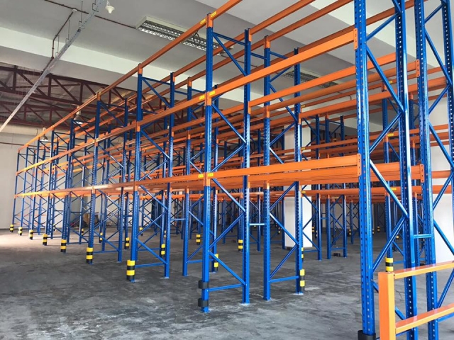 Pallet Racking Systems - Selective Pallet Racking | Gold Wind